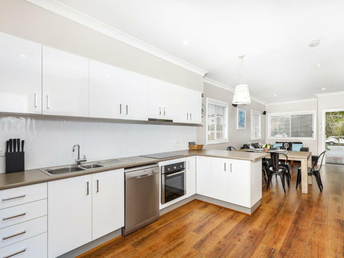 Holiday home Sandy Toes Forster